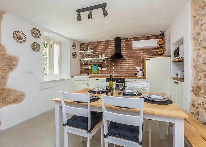 Neva - Cizici, Krk *